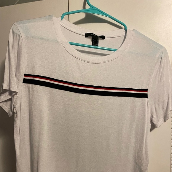 Forever 21 Tops - Forever 21 Cropped White Tee